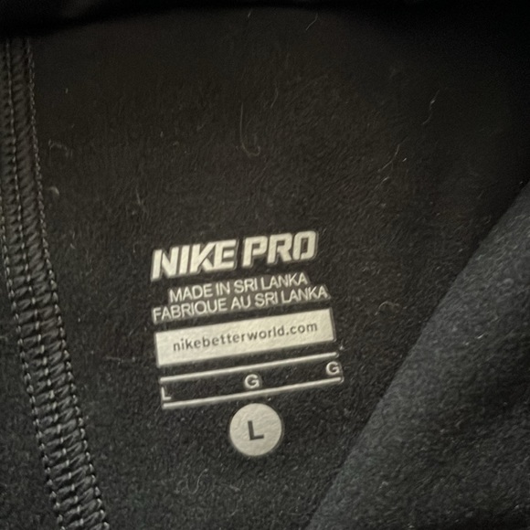 Nike Pro, Dri-Fit - Picture 2 of 3